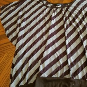 A American City Wear short sleeved  top